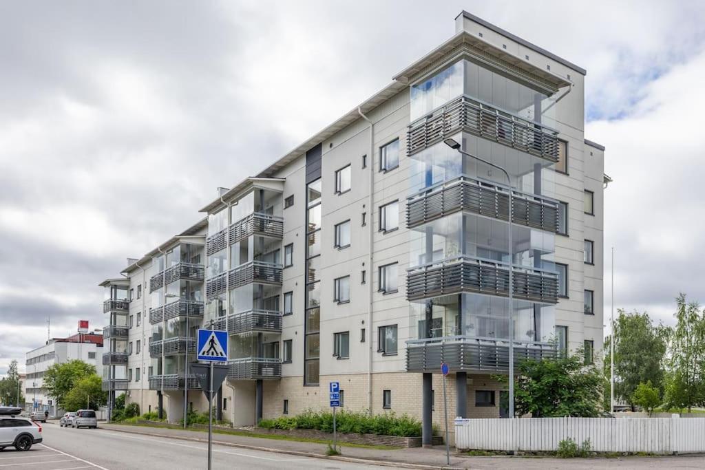 Saunallinen Yksioe Keskustasta Rovaniemi Esterno foto