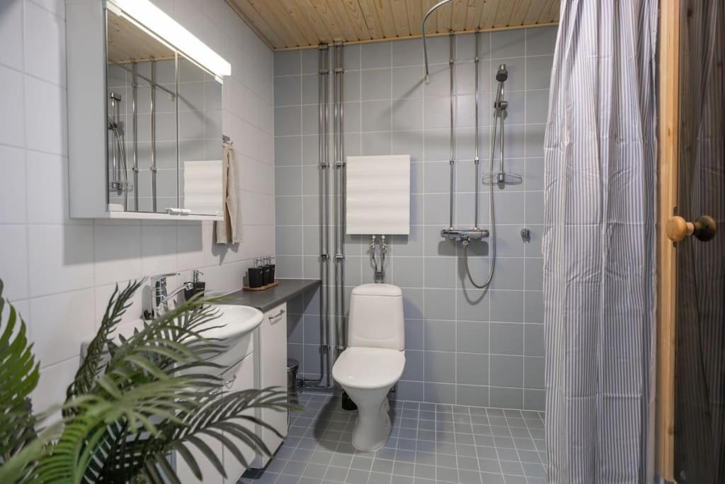 Saunallinen Yksioe Keskustasta Rovaniemi Esterno foto